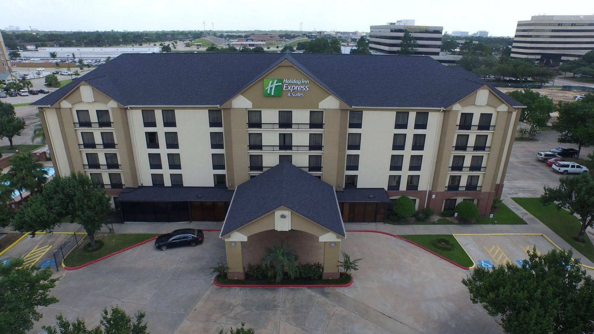 Comfort Inn & Suites Houston I-10 West Energy Corridor Exterior foto