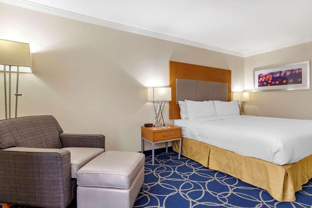 Comfort Inn & Suites Houston I-10 West Energy Corridor Habitación foto
