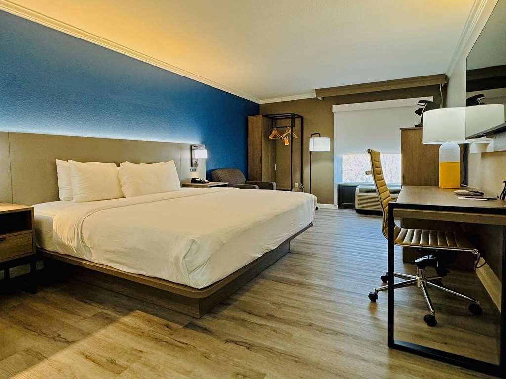Comfort Inn & Suites Houston I-10 West Energy Corridor Habitación foto