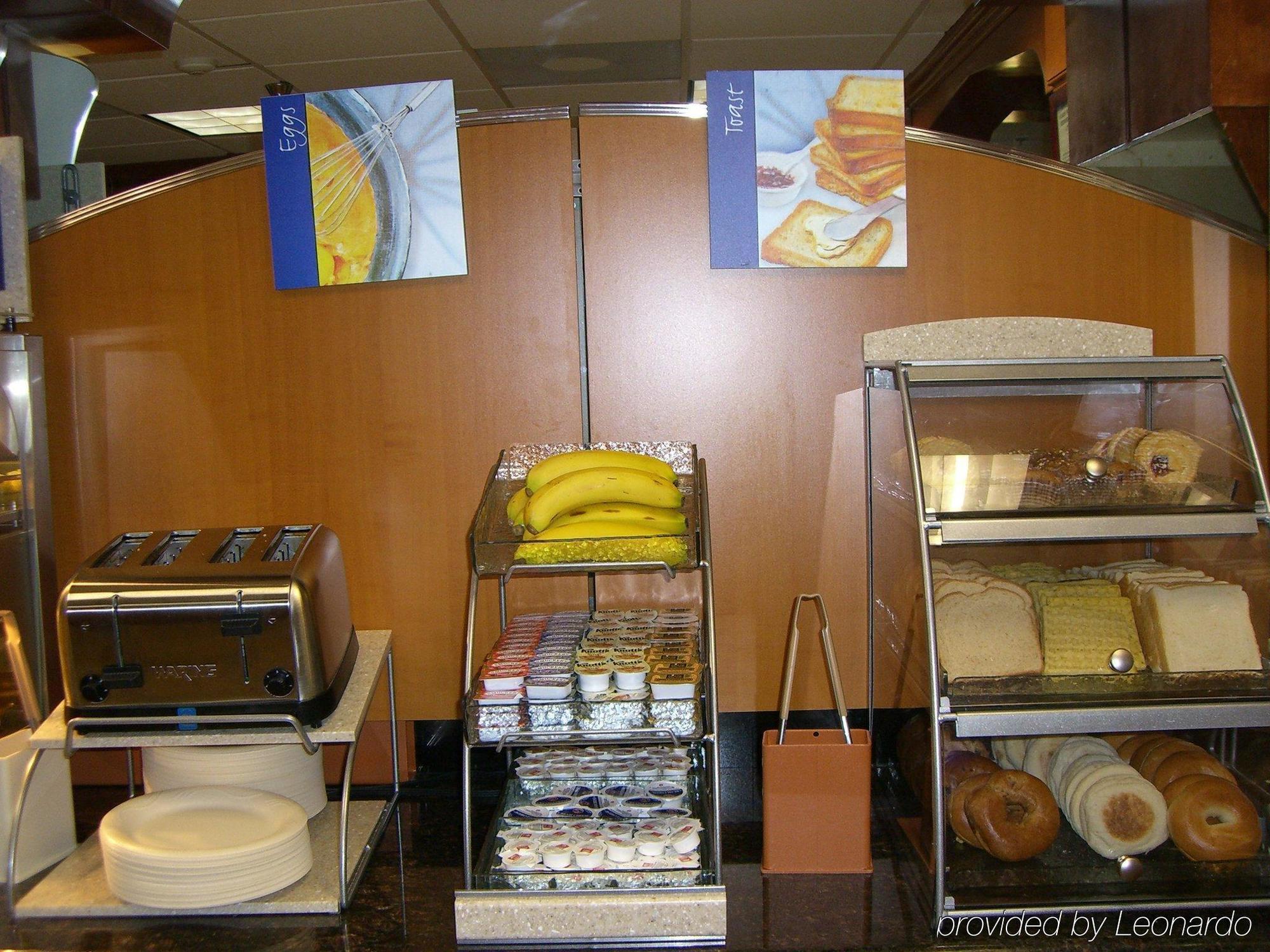 Comfort Inn & Suites Houston I-10 West Energy Corridor Restaurante foto