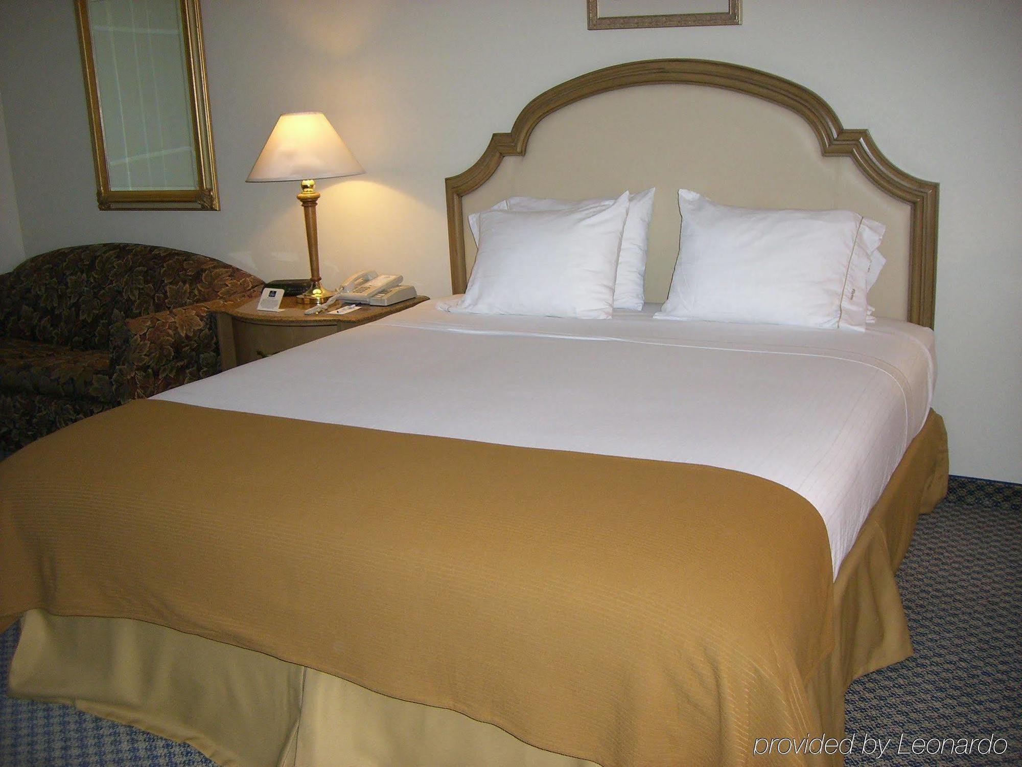 Comfort Inn & Suites Houston I-10 West Energy Corridor Habitación foto